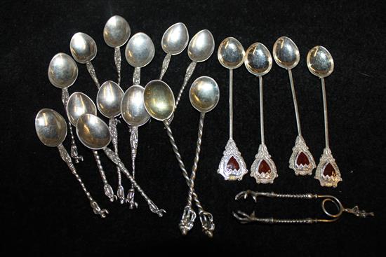 Quantity of silver spoons